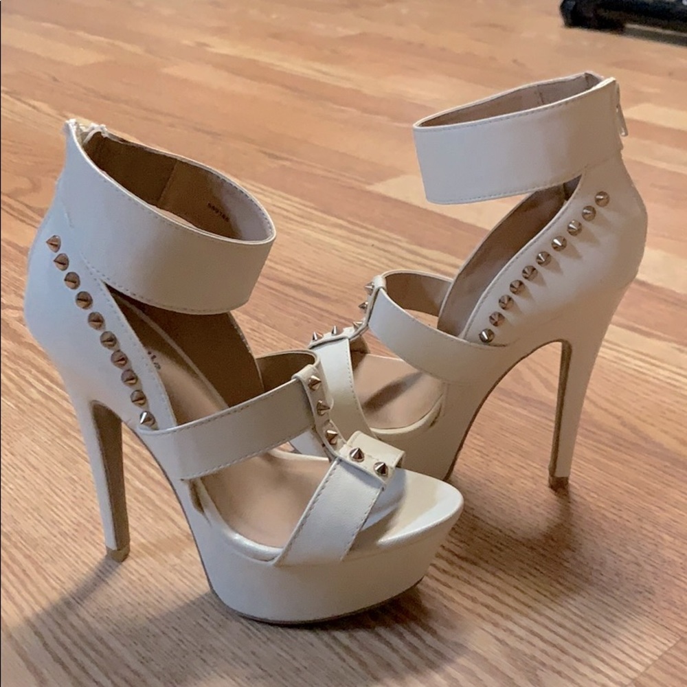 Platform high heels. New!